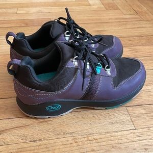 Chaco Retro hiking shoes, Purple size 7 women’s